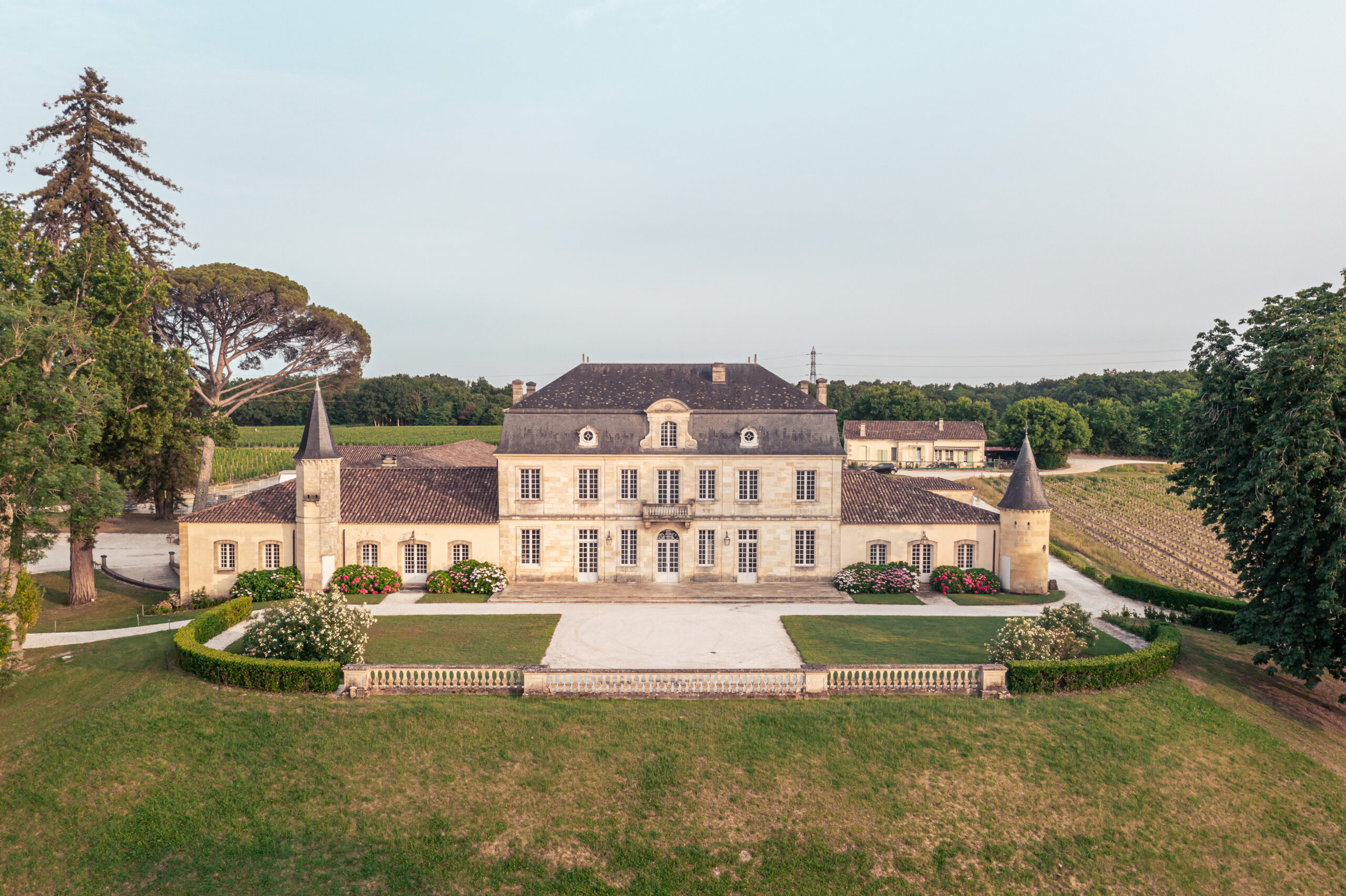 Façade côté parc Château Couhins-Lurton